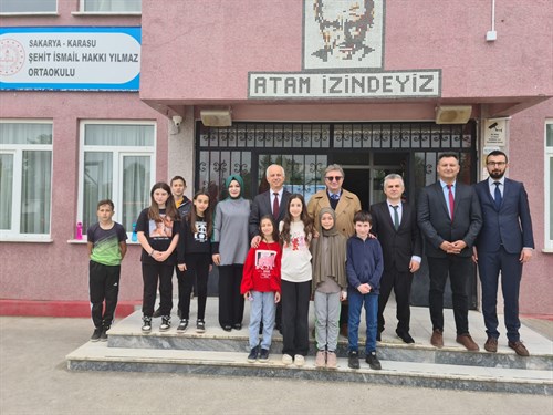 Kaymakamımız Sayın Dr. Ahmet Naci HELVACI  Şehit İsmail Hakkı YILMAZ  İlkokulu ve Deniz Köy İlkokuluna ziyarette bulundu...